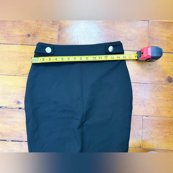 Express Black Pencil Skirt with Gold Button Accents Size‎ 2 - Has Flaws - Picture 7 of 8